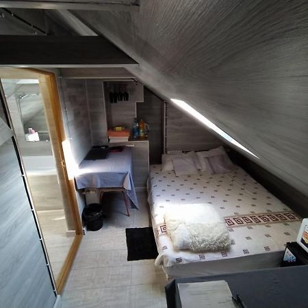 Apartmán Ismail&Stefan Cel Mare Red Kišiněv Exteriér fotografie